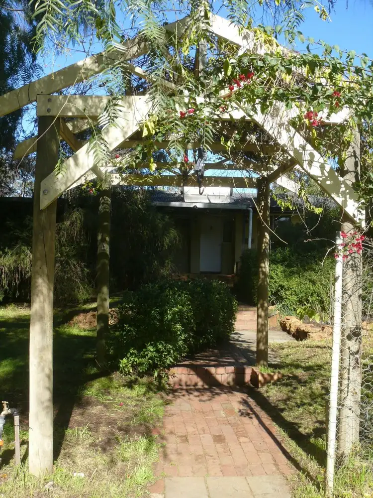 100 Leith Street, Chidlow WA 6556