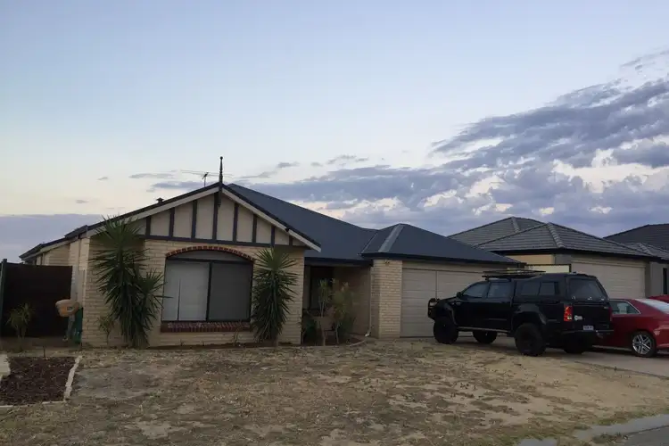 13 Pira Loop, Byford WA 6122