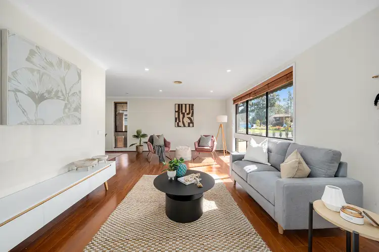 Second view of Homely house listing, 7 Snowden Place, Wanniassa ACT 2903