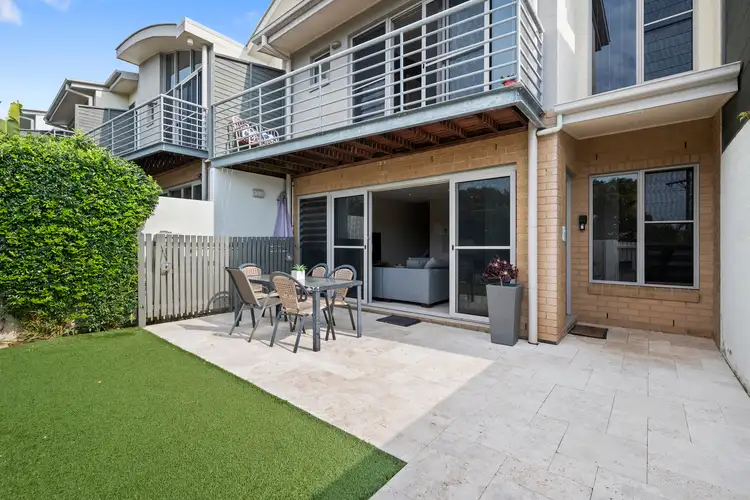 6/31 Sandy Beach Road, Korora NSW 2450