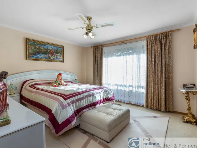Fifth view of Homely house listing, 17 Melissa Court, Hampton Park VIC 3976