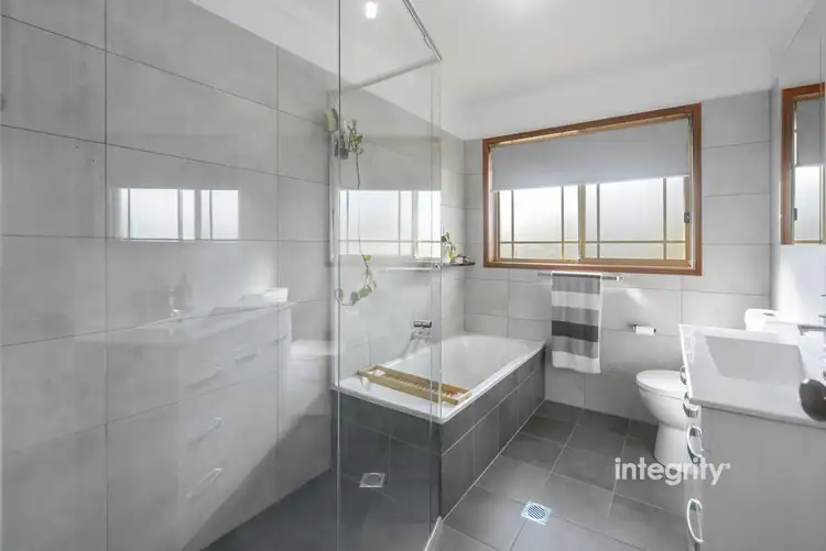 Fifth view of Homely villa listing, 5/8 Regent Place, Bomaderry NSW 2541