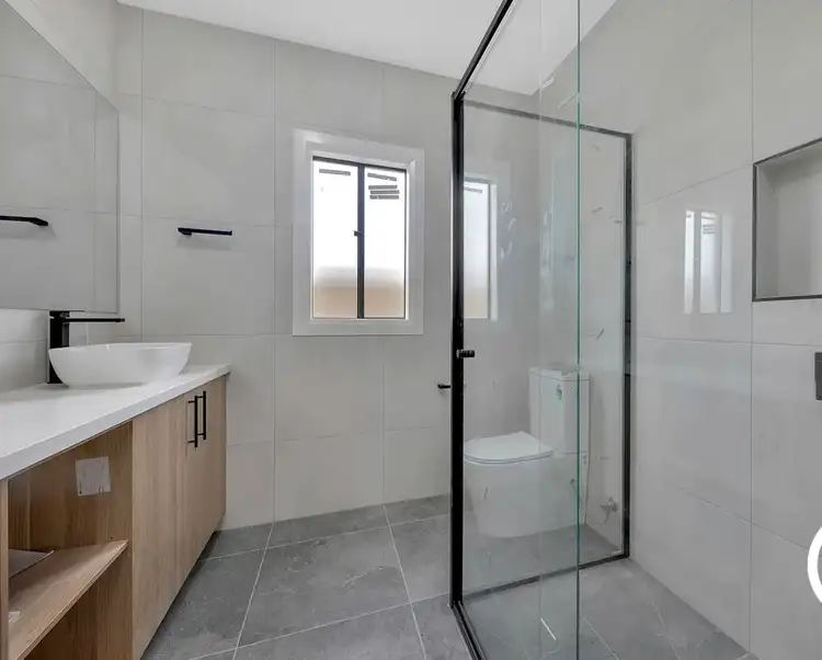 Fifth view of Homely house listing, 2 Noel Way, Tarneit VIC 3029