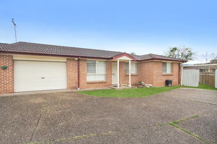 3/6 Ball Place, Albion Park Rail NSW 2527