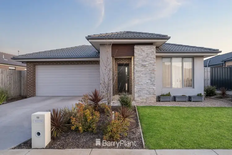 19 Gallant Road, St Leonards VIC 3223
