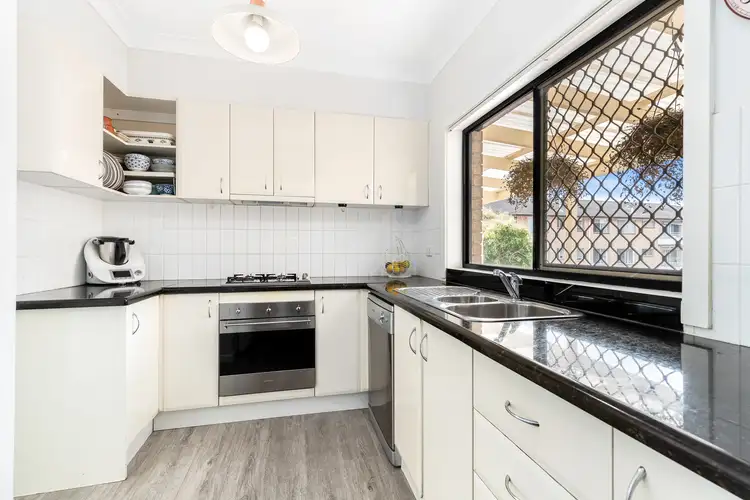 Third view of Homely apartment listing, 3/7 Holborn Avenue, Dee Why NSW 2099