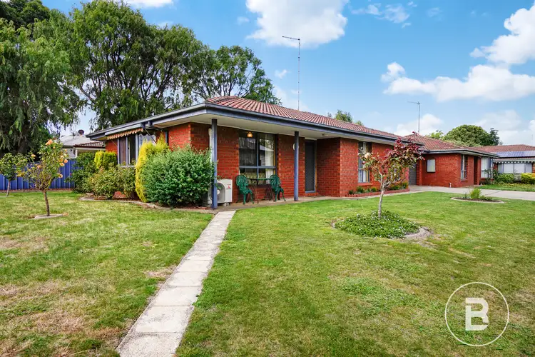 1/711 Ripon Street South, Redan VIC 3350
