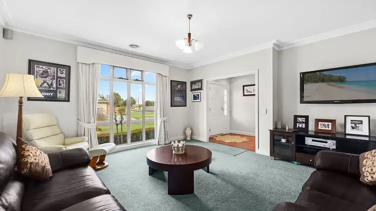 Fourth view of Homely house listing, 1 Lesley Court, Alfredton VIC 3350