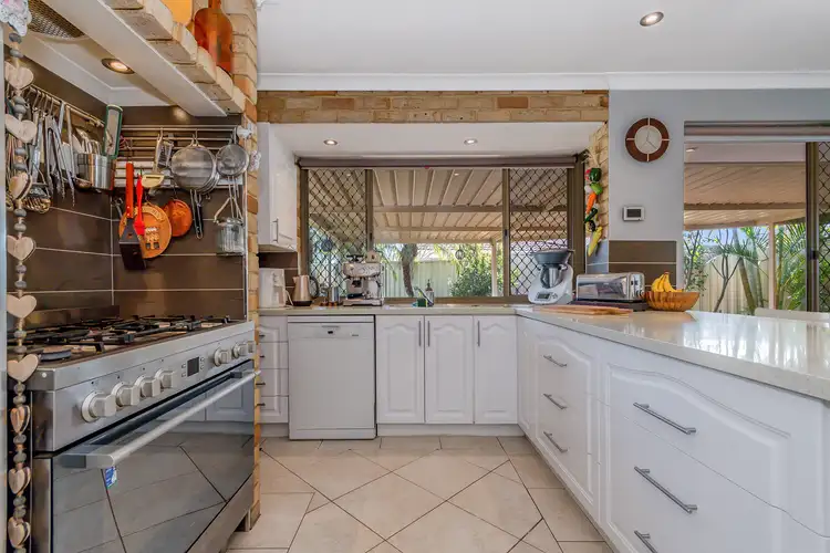 Fourth view of Homely house listing, 10 Mulga Place, Thornlie WA 6108