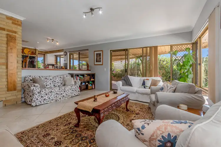 Sixth view of Homely house listing, 10 Mulga Place, Thornlie WA 6108