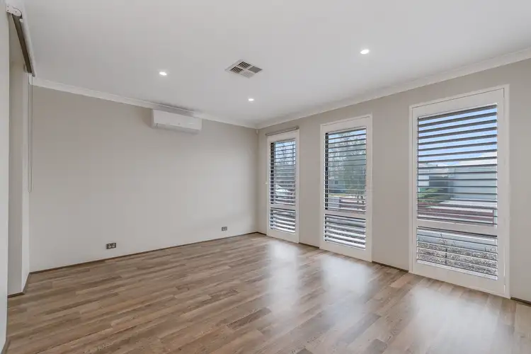 Second view of Homely house listing, 5 Basil Loop, Treeby WA 6164