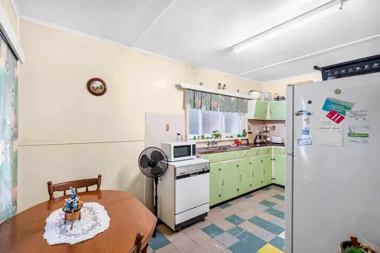 Fifth view of Homely house listing, 2 Alamanda Street, Holloways Beach QLD 4878