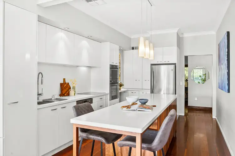 18 Dudley Street, Wollongong NSW 2500