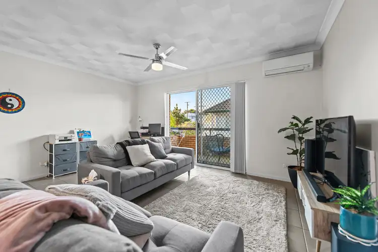 Third view of Homely apartment listing, 2/21 Vine Street, Ascot QLD 4007