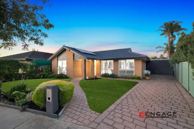 19 Daphne Crescent, Werribee VIC 3030