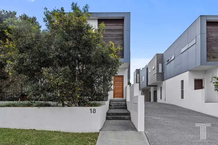 2/18 Booligal Street, Carina QLD 4152
