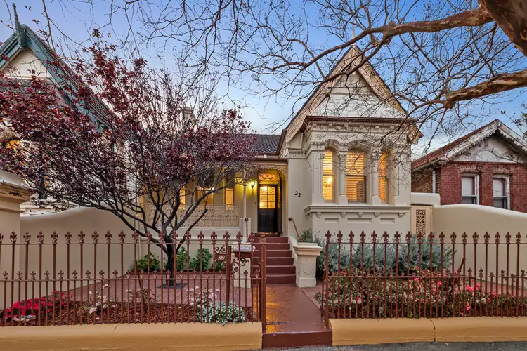 22 Croydon Road