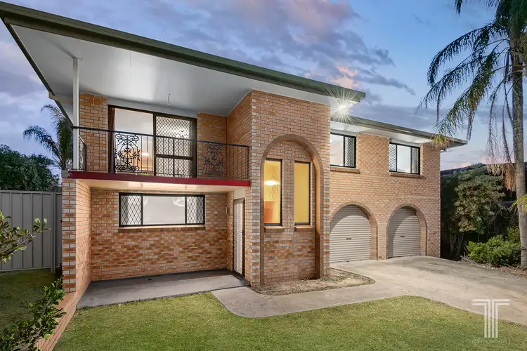 373 Pine Mountain Road, Mansfield QLD 4122