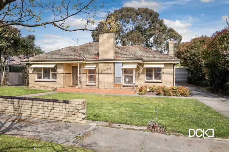 Main view of Homely house listing, 5 College Crescent, Flora Hill VIC 3550