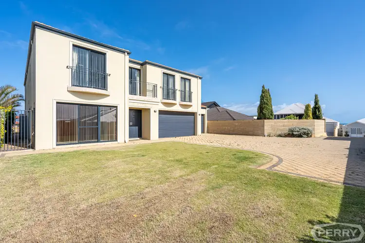 11 Seaview Place, Wannanup WA 6210