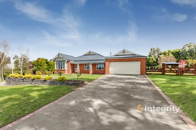 10 Pine Ridge Road, Kinglake West VIC 3757