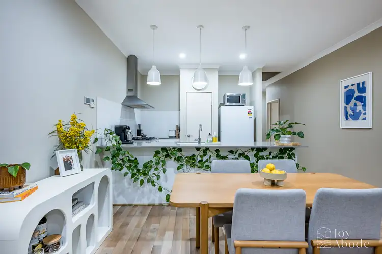8 Chambered Way, Jindalee WA 6036