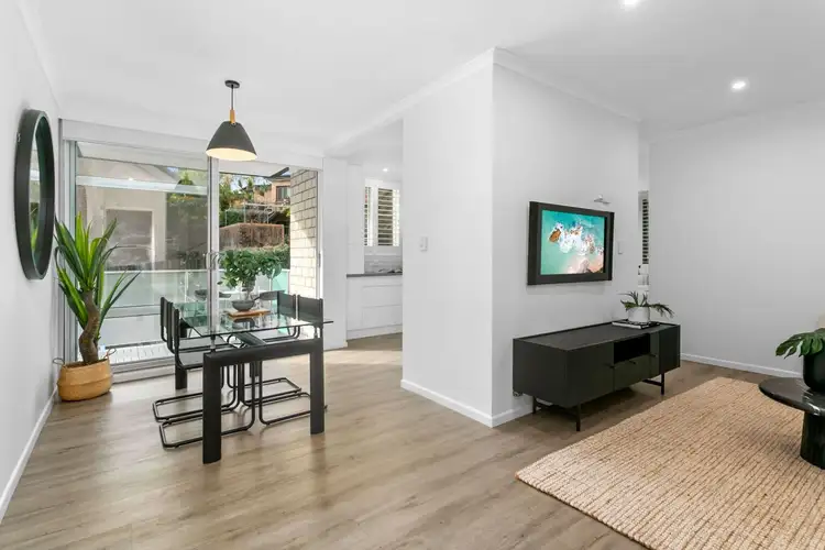 25/12 Ronald Avenue, Freshwater NSW 2096