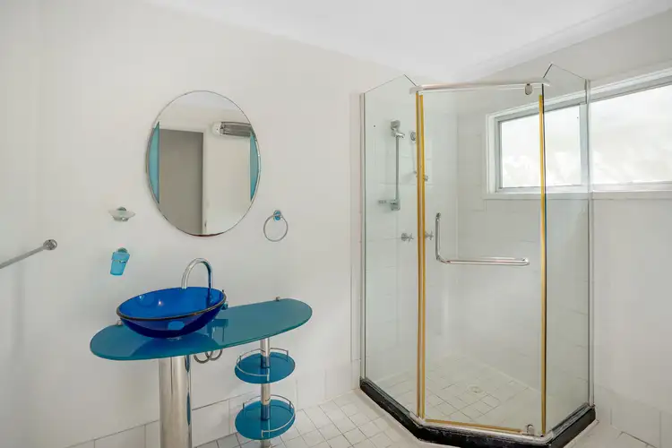 Fifth view of Homely house listing, 5 Unicomb Close, Rutherford NSW 2320