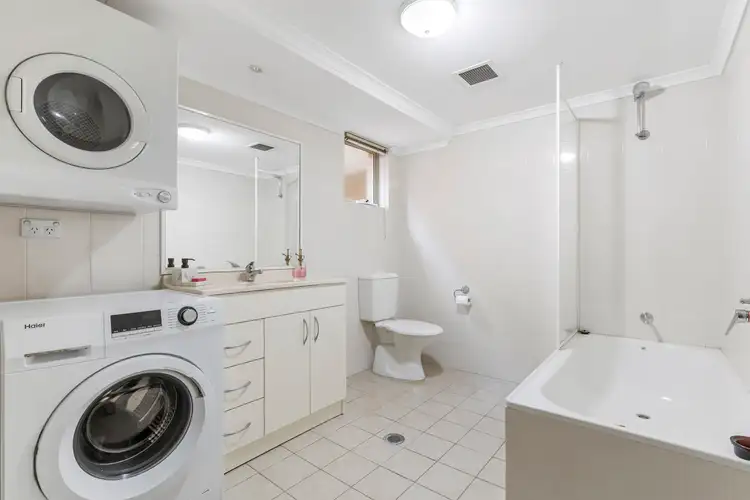 Fifth view of Homely unit listing, 21/12 West Street, Croydon NSW 2132