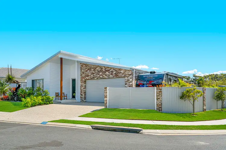 Second view of Homely house listing, 5 Borrowdale Avenue, Dunbogan NSW 2443