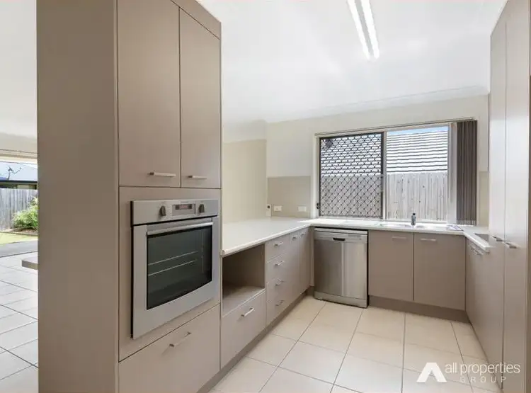 Third view of Homely house listing, 5 Ravensbourne Circuit, Waterford QLD 4133