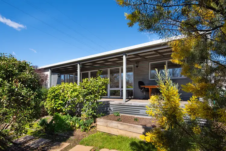 13 Richards Road, Castlemaine VIC 3450