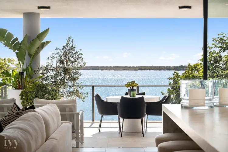 1301/323 Bayview Street, Hollywell QLD 4216