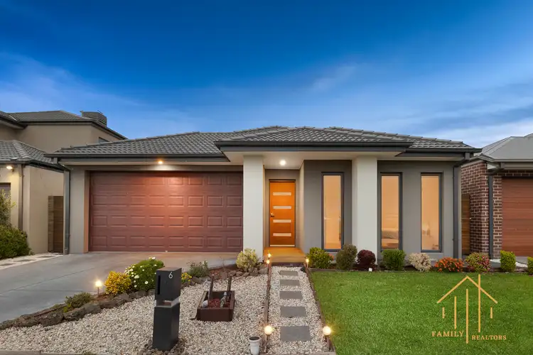 6 Solar Close, Cranbourne East VIC 3977
