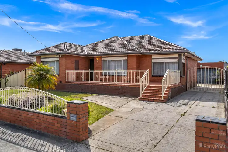 8 Halsey Street, Reservoir VIC 3073