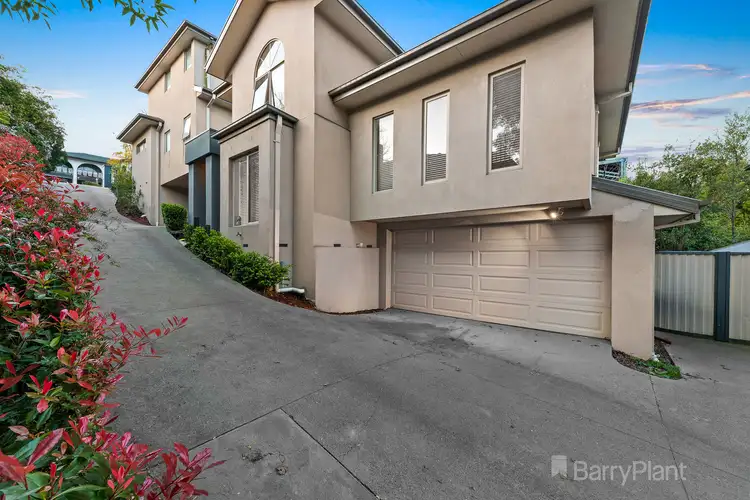 2/14 McNabb Street, Berwick VIC 3806