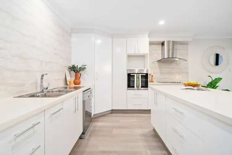 Second view of Homely house listing, 5 Orpington Court, Arundel QLD 4214