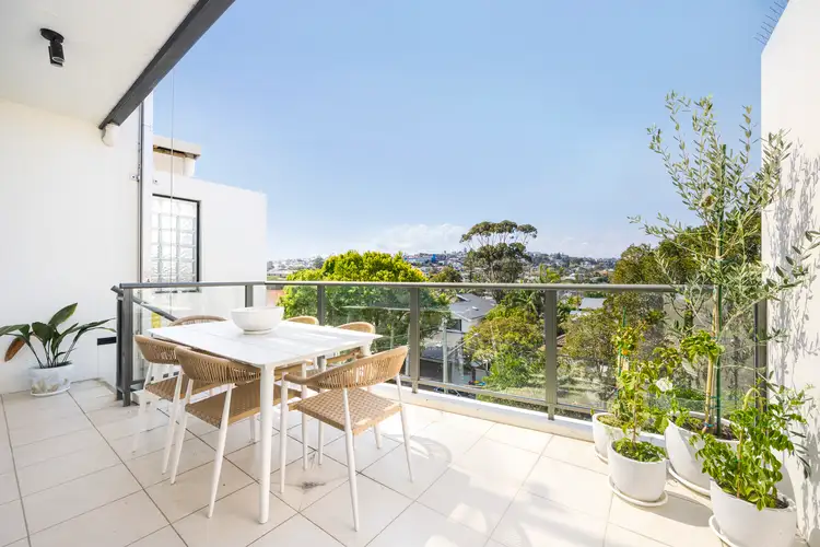 Main view of Homely apartment listing, 2/4 Shaw Street, North Bondi NSW 2026
