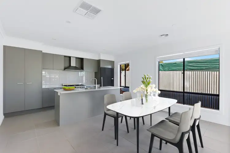 Second view of Homely house listing, 6/12 Heinz Street, White Hills VIC 3550
