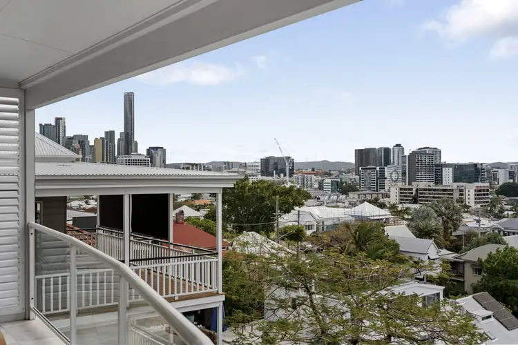 Fifth view of Homely house listing, 10 Teneriffe Drive, Teneriffe QLD 4005