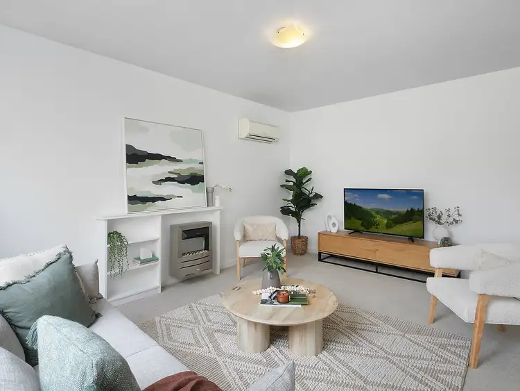 Second view of Homely apartment listing, 2/4 Salisbury Avenue, Ivanhoe VIC 3079