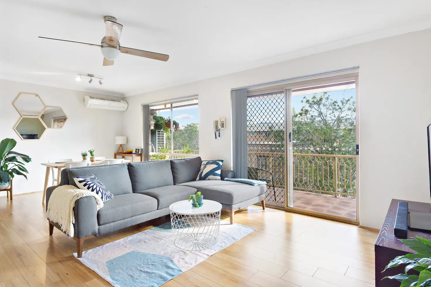 Main view of Homely unit listing, 4/46 Thalassa Avenue, East Corrimal NSW 2518