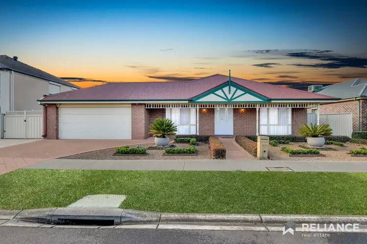 10 Mokoan Close, Caroline Springs VIC 3023