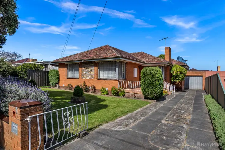 9 Bunker Avenue, Kingsbury VIC 3083