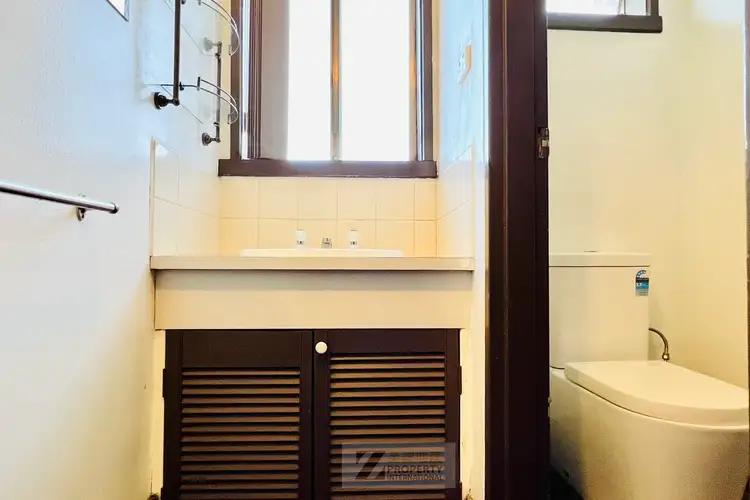 Fifth view of Homely apartment listing, 4/22 Wright Street, Clayton VIC 3168