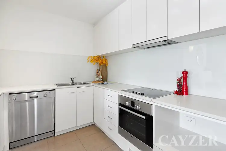 Sixth view of Homely apartment listing, 5/352 Albert Road, South Melbourne VIC 3205
