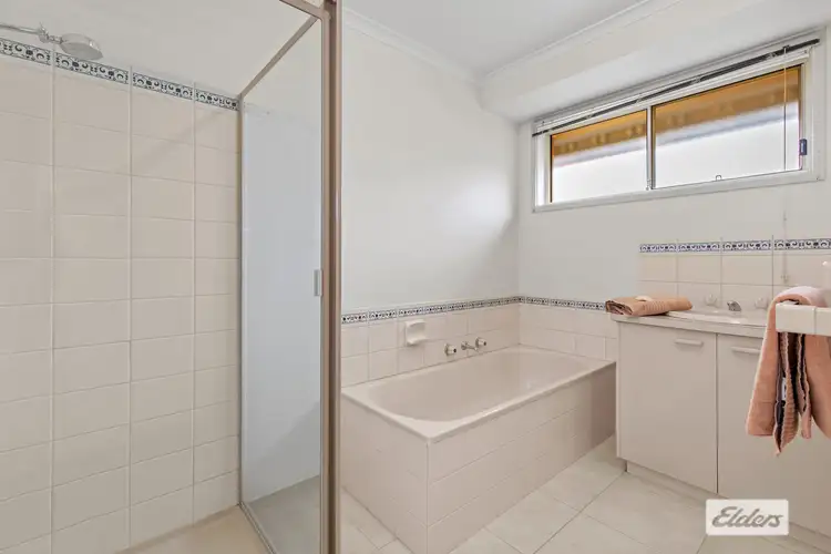 Seventh view of Homely house listing, 5 Harley Mews, Strathdale VIC 3550