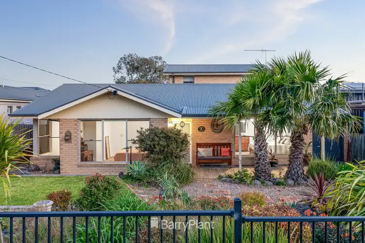 19 Reigate Road, Highton VIC 3216