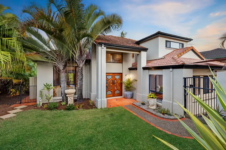 40 Gippsland Drive, Helensvale QLD 4212