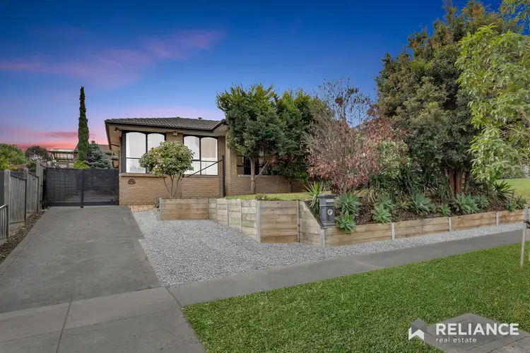 77 Matthew Flinders Avenue, Endeavour Hills VIC 3802